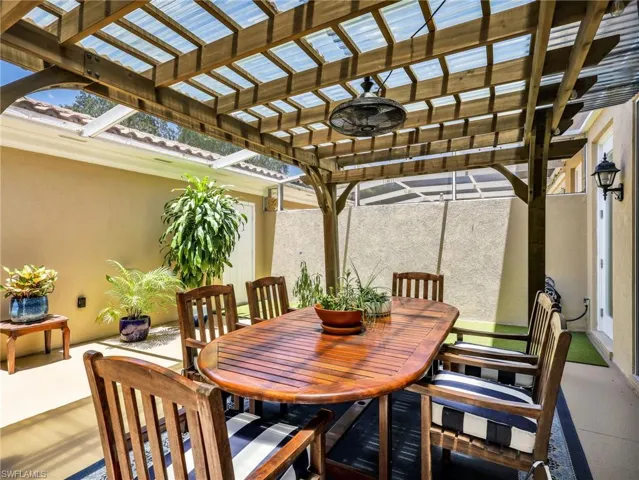 28614 Alessandria Cir, Bonita Springs, Florida 34135