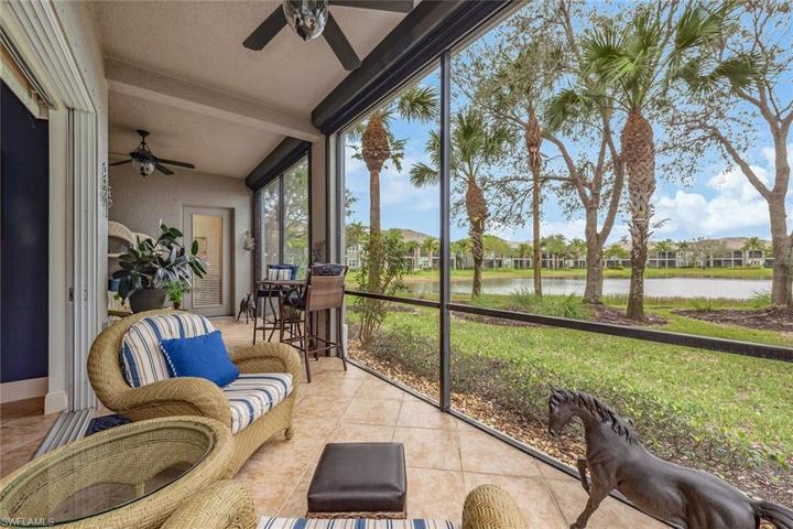 9205 Museo CIR # 104, NAPLES FL 34114