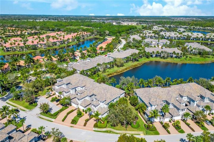 9205 Museo CIR # 104, NAPLES FL 34114