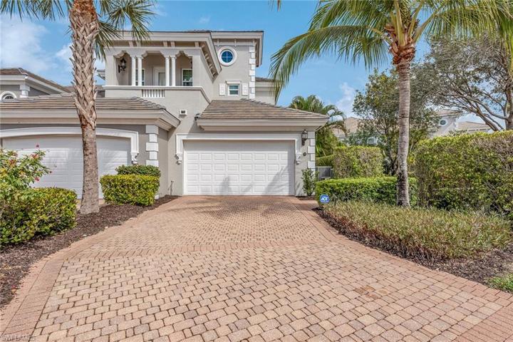 9205 Museo CIR # 104, NAPLES FL 34114