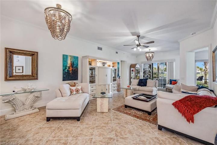 9205 Museo CIR # 104, NAPLES FL 34114