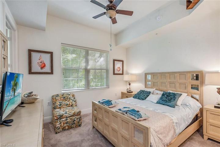 9205 Museo CIR # 104, NAPLES FL 34114