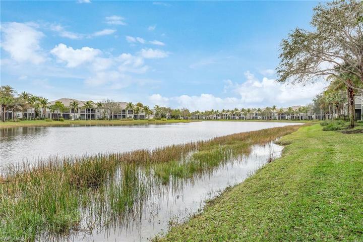 9205 Museo CIR # 104, NAPLES FL 34114