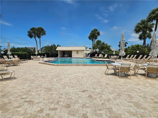 21470 Bay Village Dr 244, Fort Myers Beach, Florida 33931