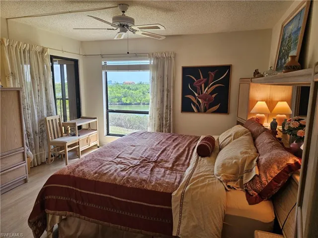 21470 Bay Village Dr 244, Fort Myers Beach, Florida 33931