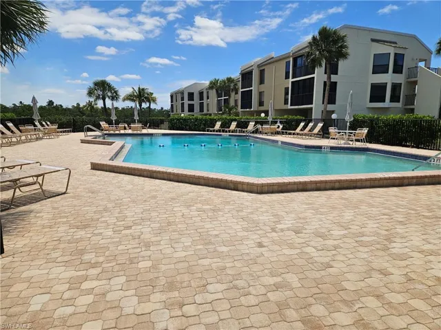 21470 Bay Village Dr 244, Fort Myers Beach, Florida 33931