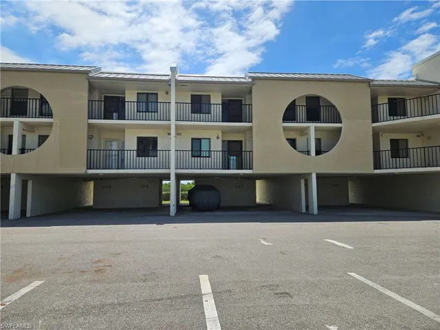21470 Bay Village Dr 244, Fort Myers Beach, Florida 33931