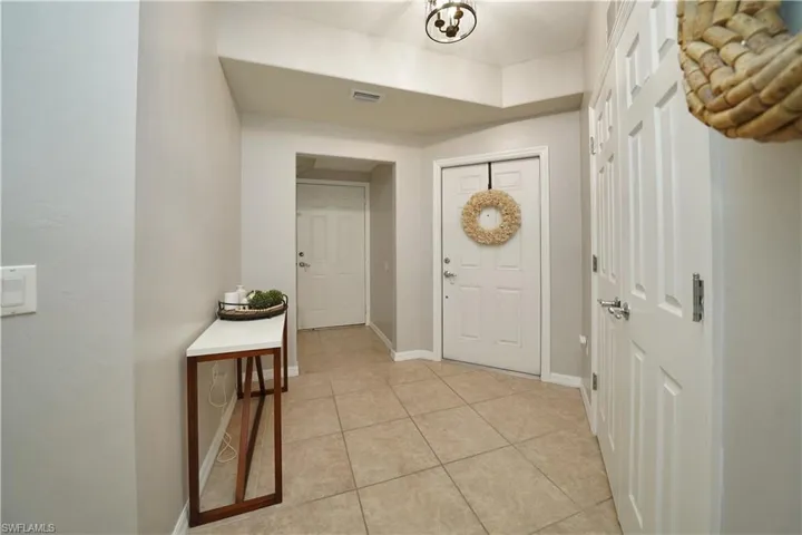 9060 Triangle Palm Ln 1206, Fort Myers, Florida 33913