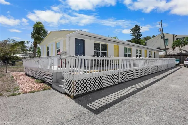 407  Mango  AVE, Other, FL 34140