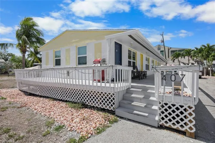 407  Mango  AVE, Other, FL 34140