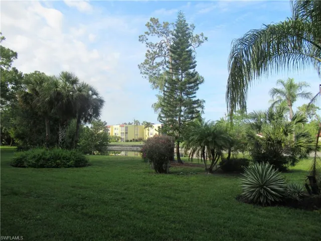 441  Quail Forest  BLVD, Naples, FL 34105