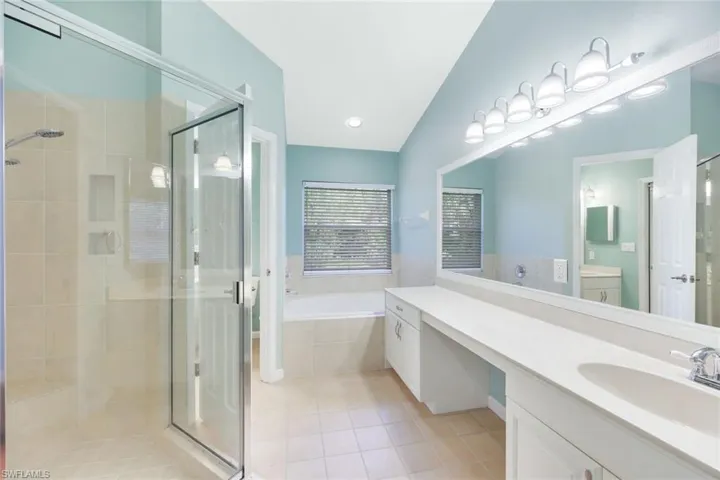 Master Bedroom bath with separate tub and shower