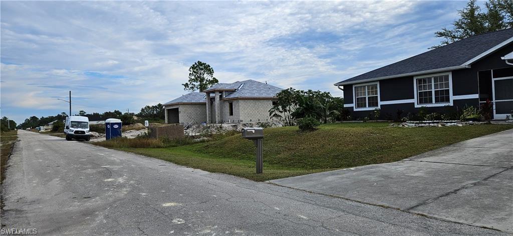1215  Hibiscus  AVE, LEHIGH ACRES, FL 33972