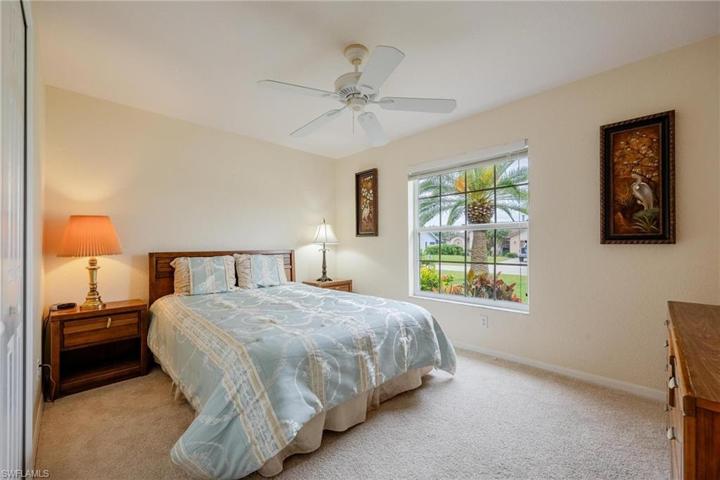 3825 SE 10th AVE, CAPE CORAL FL 33904