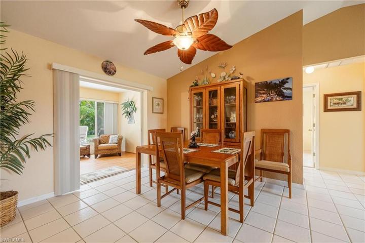3825 SE 10th AVE, CAPE CORAL FL 33904
