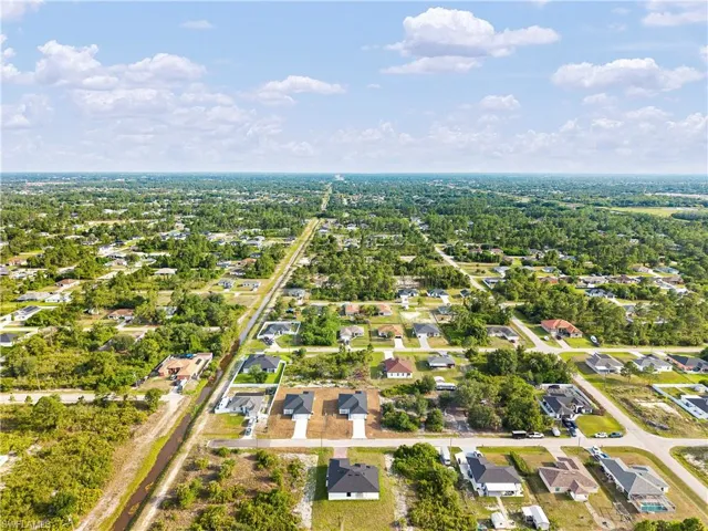3103  42nd W ST, Lehigh Acres, FL 33971