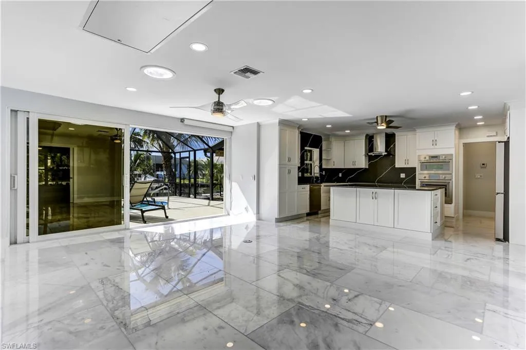 226 1st ST, Bonita Springs, FL 34134,224105184