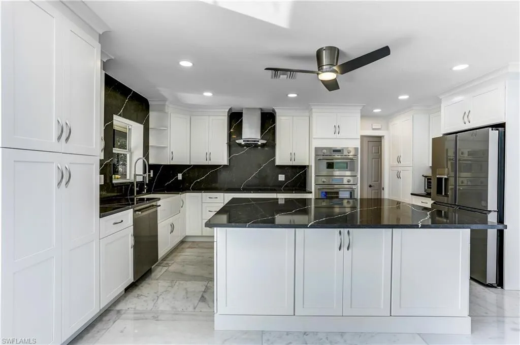226 1st ST, Bonita Springs, FL 34134,224105184