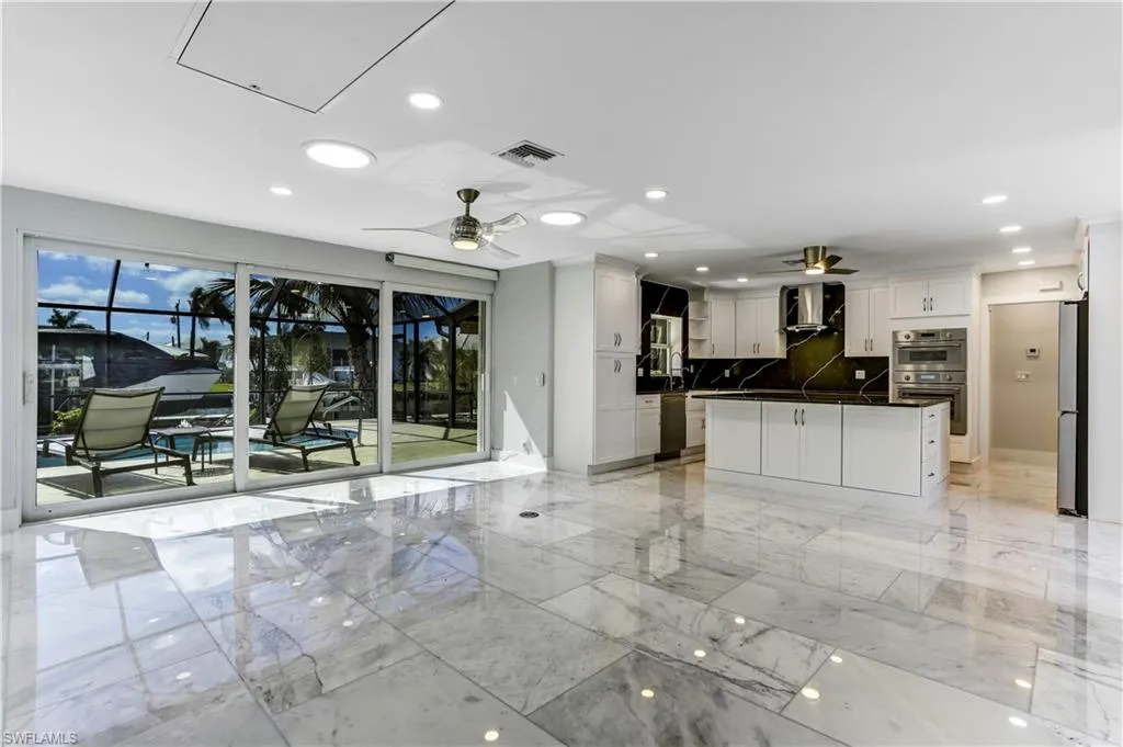 226 1st ST, Bonita Springs, FL 34134,224105184