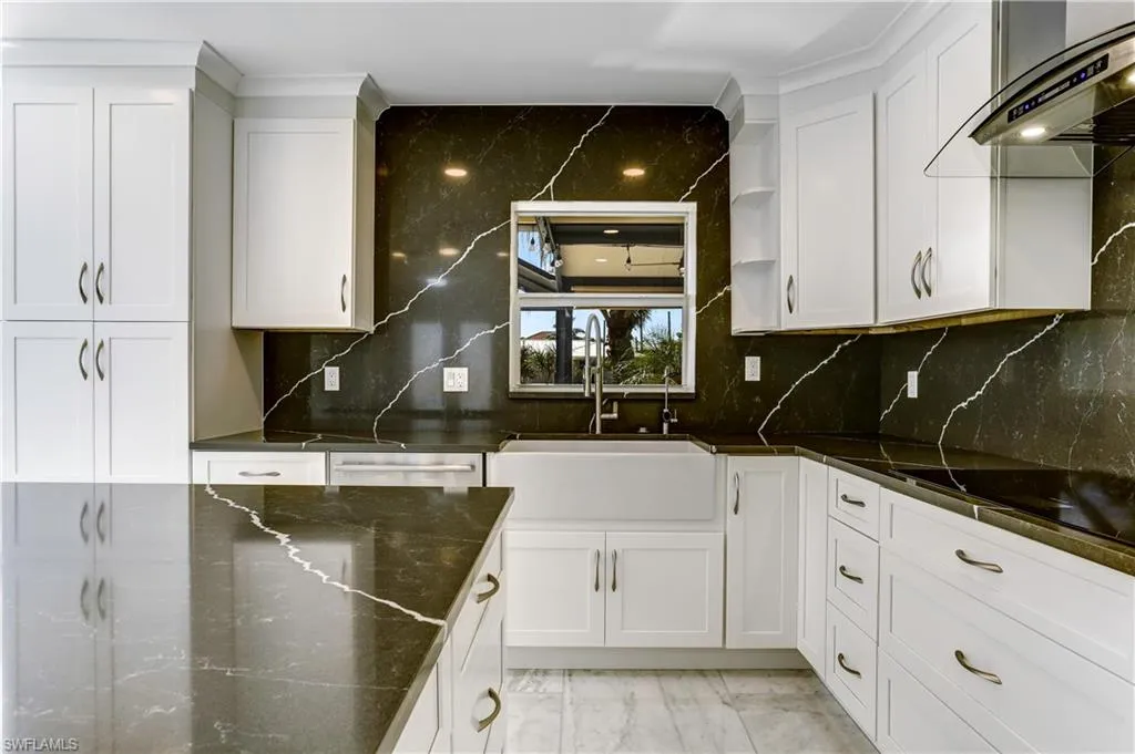 226 1st ST, Bonita Springs, FL 34134,224105184