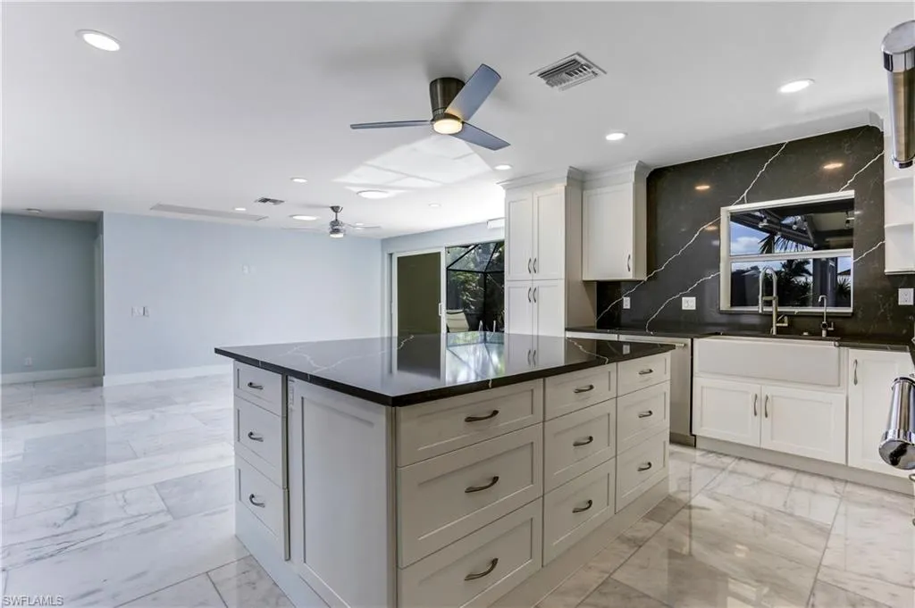 226 1st ST, Bonita Springs, FL 34134,224105184