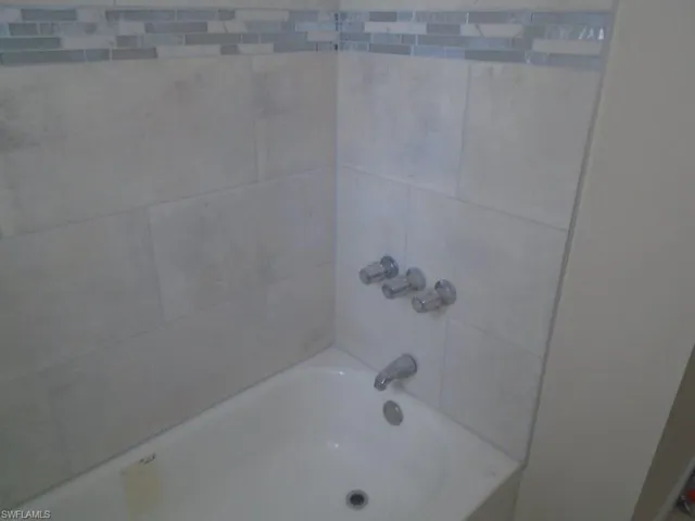 11411  Linda Loma  DR, Fort Myers, FL 33908