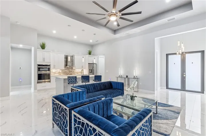 2628 Sw 2nd Pl, Cape Coral, Florida 33914