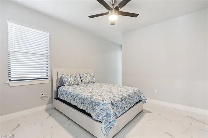 2628 Sw 2nd Pl, Cape Coral, Florida 33914