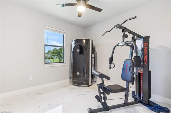 2628 Sw 2nd Pl, Cape Coral, Florida 33914