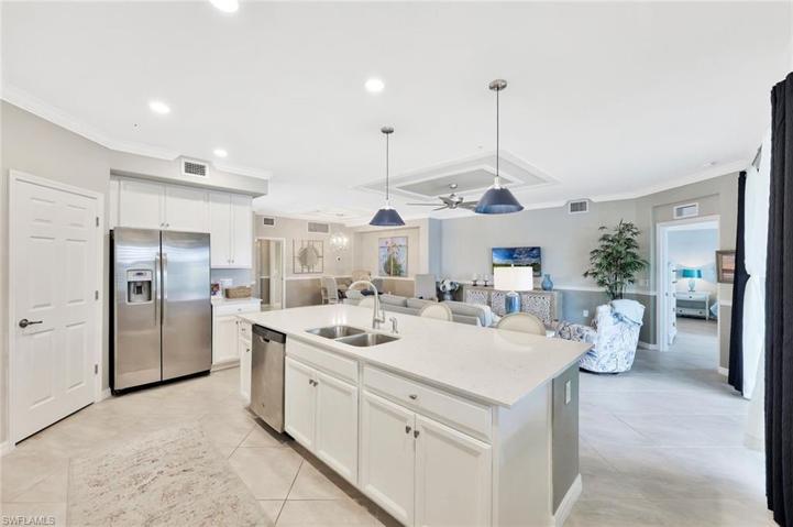 17381  Cherrywood  CT, Bonita Springs, FL 34135