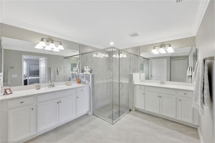 17381  Cherrywood  CT, Bonita Springs, FL 34135
