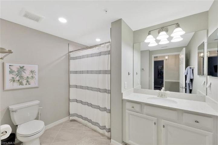 17381  Cherrywood  CT, Bonita Springs, FL 34135