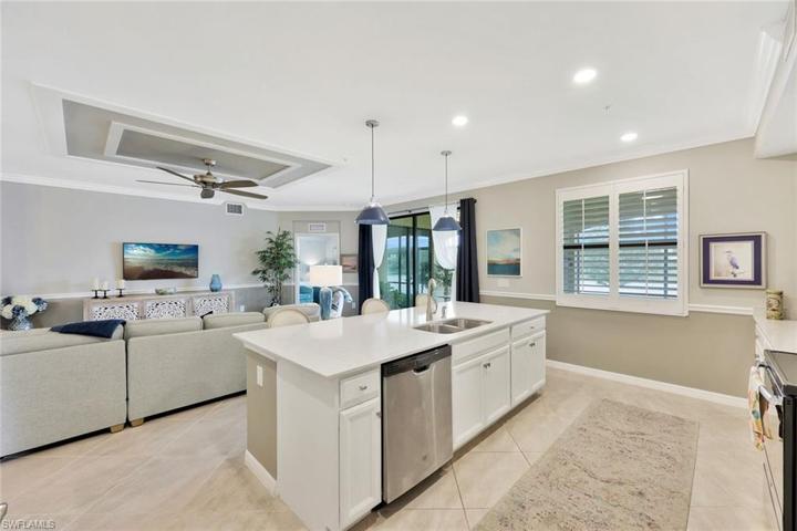 17381  Cherrywood  CT, Bonita Springs, FL 34135