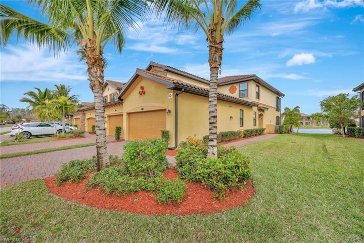 17381  Cherrywood  CT, Bonita Springs, FL 34135