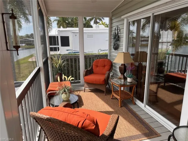 1035 Diamond Lake CIR, NAPLES FL 34114
