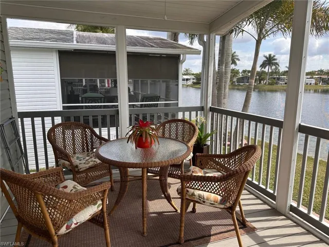 1035 Diamond Lake CIR, NAPLES FL 34114