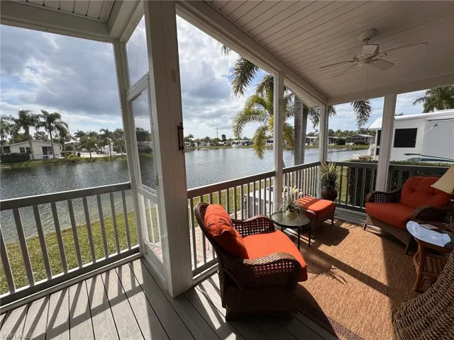 1035 Diamond Lake CIR, NAPLES FL 34114