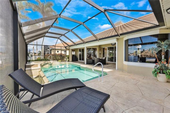 1925 Harbour CIR, CAPE CORAL FL 33914