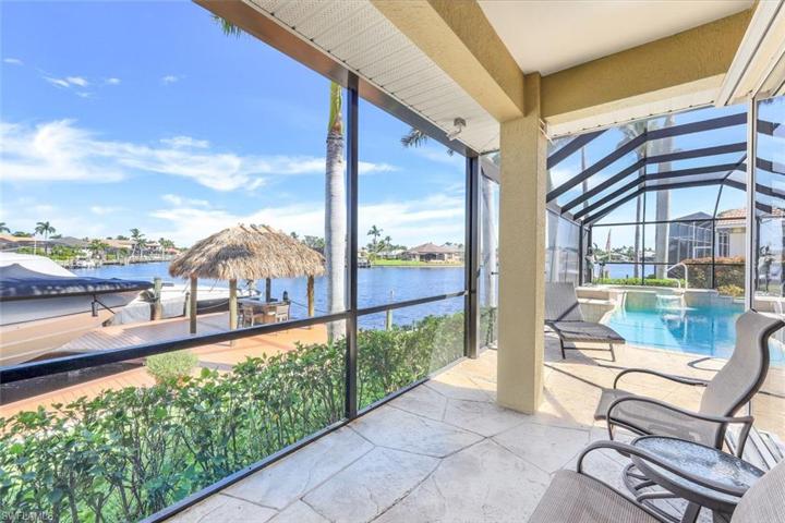 1925 Harbour CIR, CAPE CORAL FL 33914