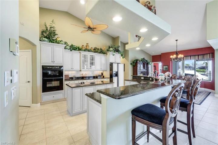 1925 Harbour CIR, CAPE CORAL FL 33914