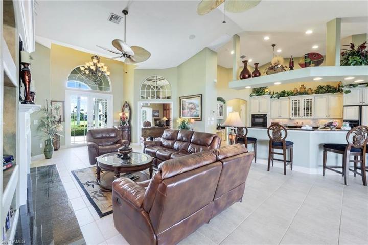 1925 Harbour CIR, CAPE CORAL FL 33914