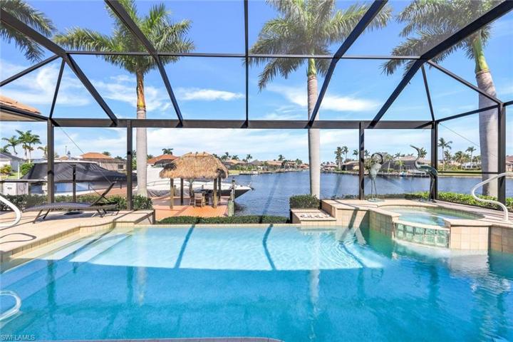 1925 Harbour CIR, CAPE CORAL FL 33914