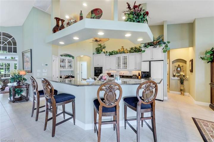 1925 Harbour CIR, CAPE CORAL FL 33914
