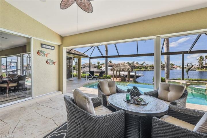 1925 Harbour CIR, CAPE CORAL FL 33914