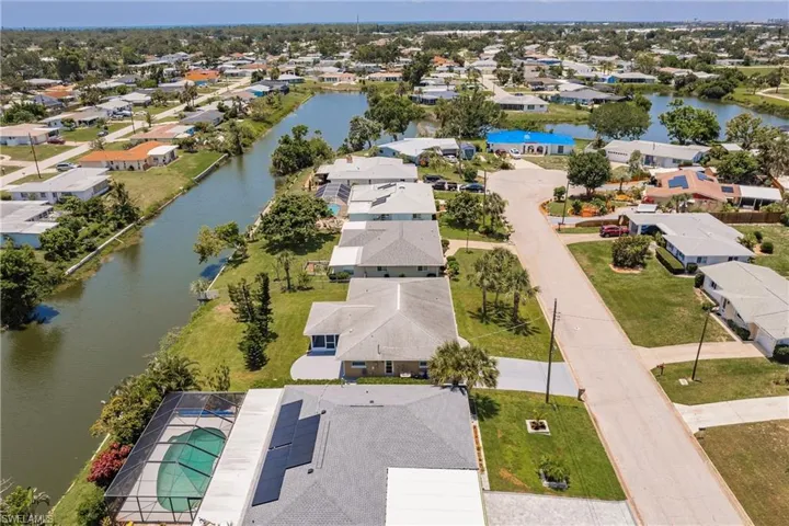 444  Edgewood  RD, Venice, FL 34293