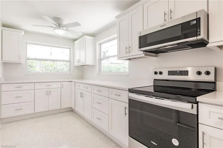 444  Edgewood  RD, Venice, FL 34293