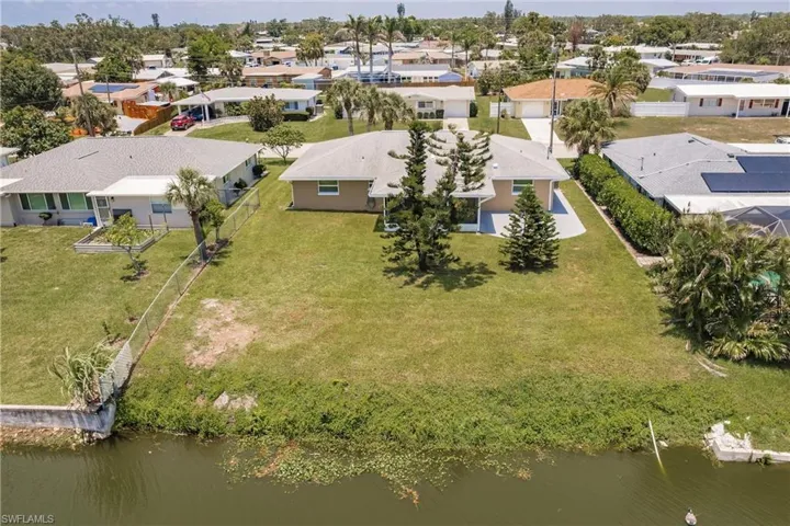 444  Edgewood  RD, Venice, FL 34293