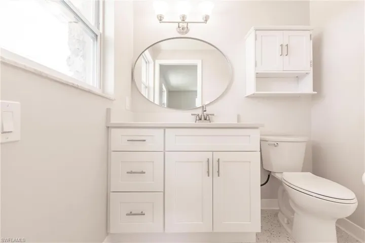 444  Edgewood  RD, Venice, FL 34293
