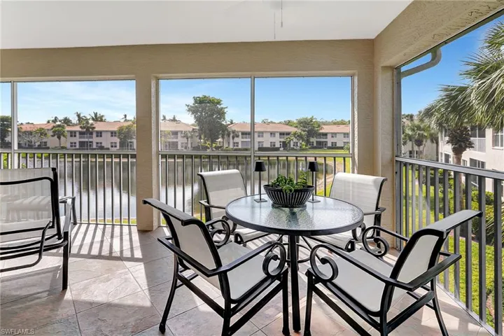 L-Shape Lanai
