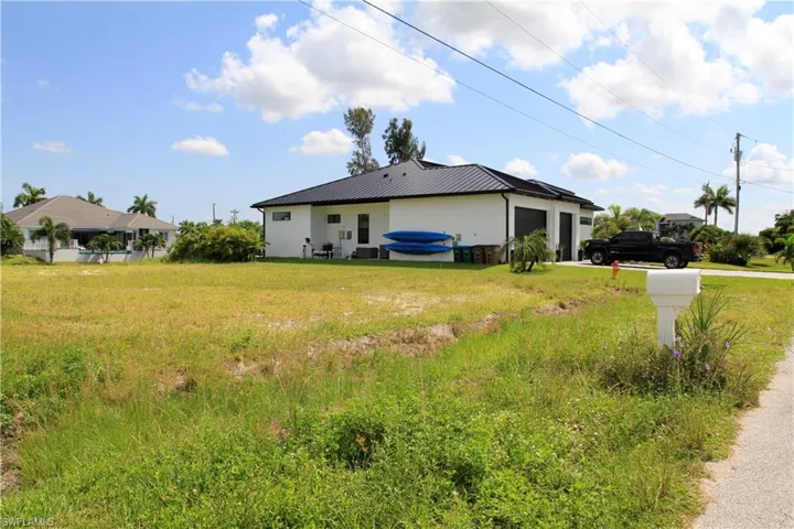 2509 Sw 30th Ter, Cape Coral, Florida 33914